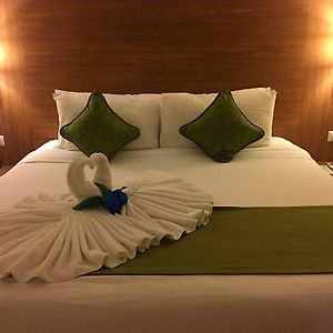 Queen Suite